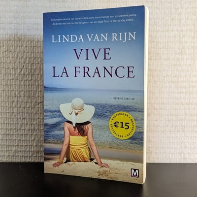 Cover van het tweedehands boek 'Vive La France' door Linda van Rijn, getoond in 400x400 pixels.