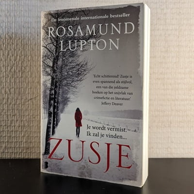 Cover van het tweedehands boek 'Zusje' door Rosamund Lupton, getoond in 400x400 pixels.